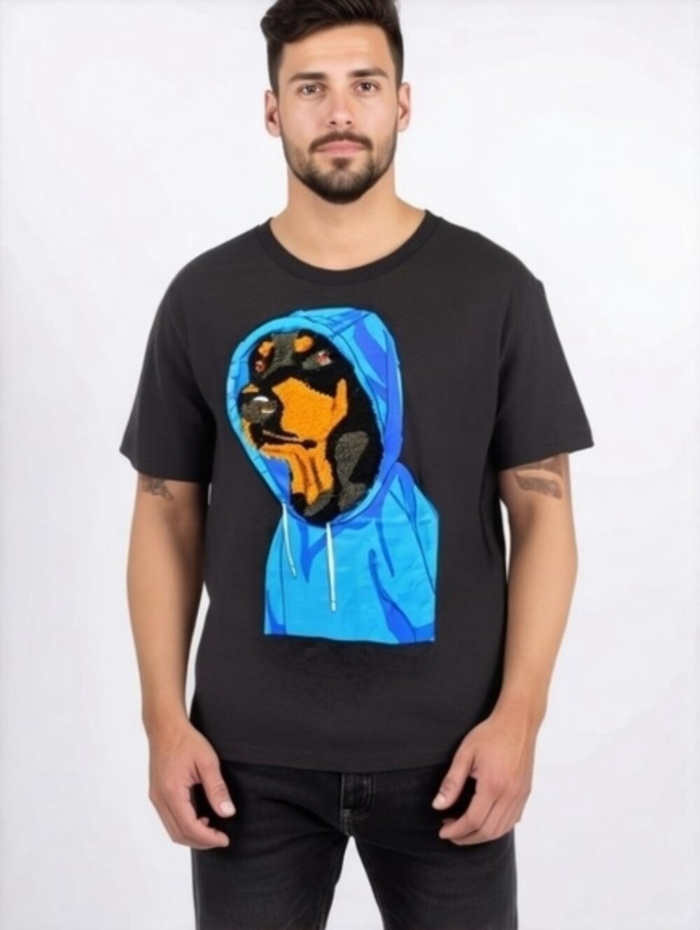 Super Massive Men's Furry Dog Graphic Embroidered Tee- S #125